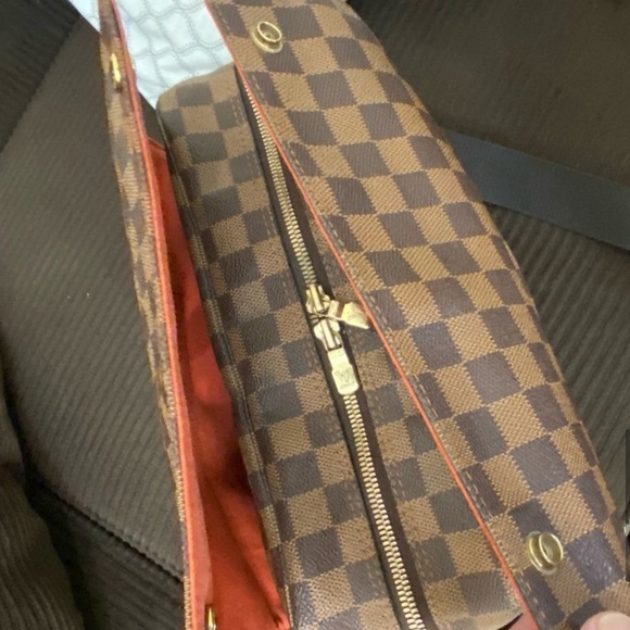 Louis Vuitton Damier Graphite Cross Chest Travel Bag. 100% authentic! - Picture 5 of 15